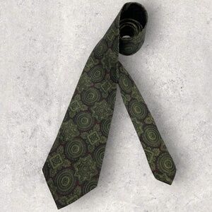 GIVENCHY GENTLEMAN Burgundy/Green Geometric Art Silk LUXURY Tie ITALY